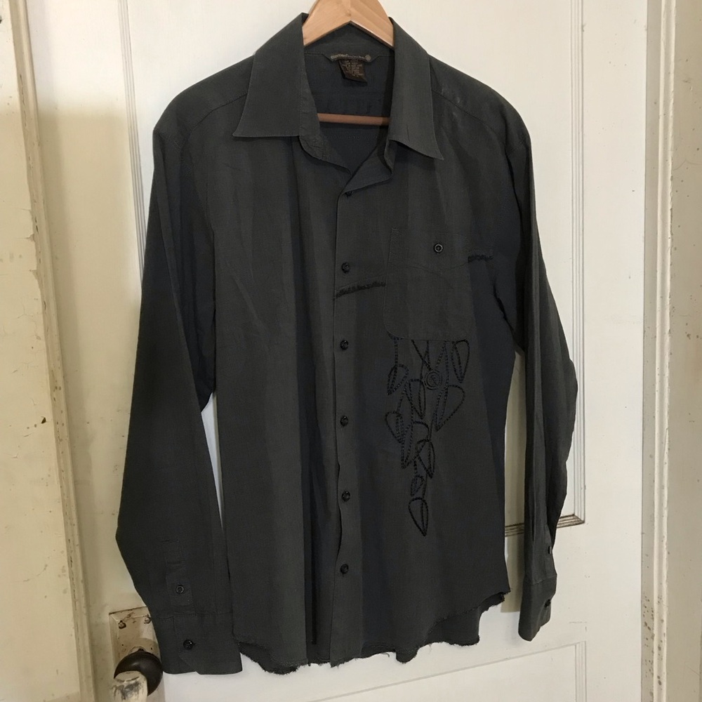 Men’s Steel Grey Elenent Button Down Shirt w Embroidered Detail